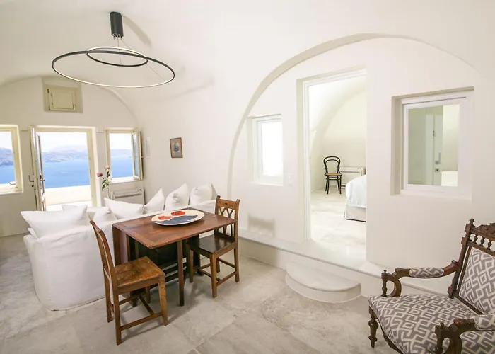 Elegant Santorini Spyros Demi Private Hot Tub *