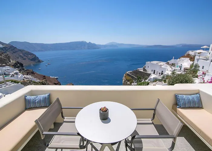 Villa Elegant Santorini Spyros Demi Private Hot Tub *