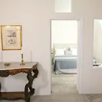 Elegant Santorini Spyros Demi Private Hot Tub *
