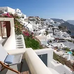 Elegant Santorini Spyros Demi Private Hot Tub