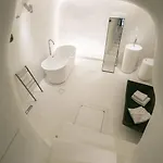 Elegant Santorini Spyros Demi Private Hot Tub *
