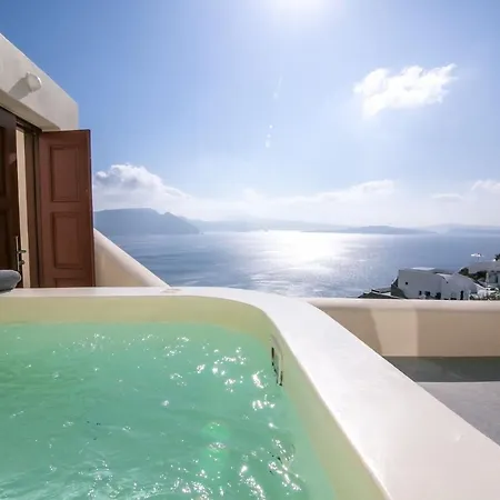 Aloia Santorini Two Bedroom With Outdoor Hot Tub Spyros Demi Villa