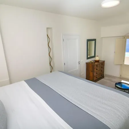 Elegant Santorini Spyros Demi Private Hot Tub