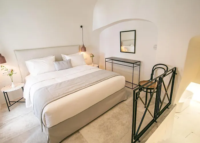 Elegant Santorini Spyros Demi Private Hot Tub אויה