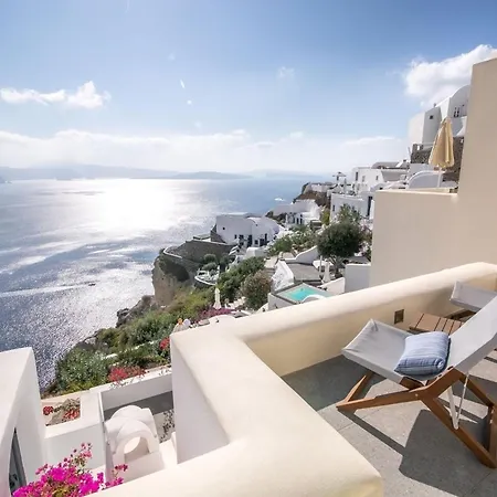 Вилла Elegant Santorini Spyros Demi Private Hot Tub